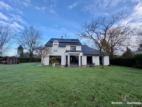 Vente maison 8 pièces