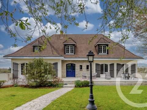 Vente maison 12 pièces Saint-Berthevin 53