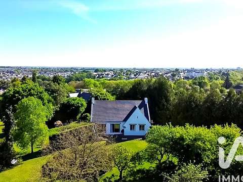 Vente maison 8 pièces Saint-Berthevin 53