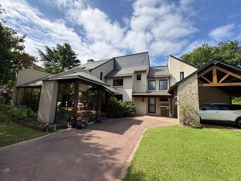 Vente maison 11 pièces Saint-Berthevin 53