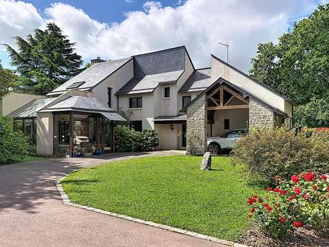 Vente maison 11 pièces Saint-Berthevin 53