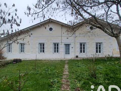 Vente maison 6 pièces Saint-Bonnet-sur-Gironde 17
