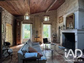 Vente maison 10 pièces Saint-Bonnet-sur-Gironde 17