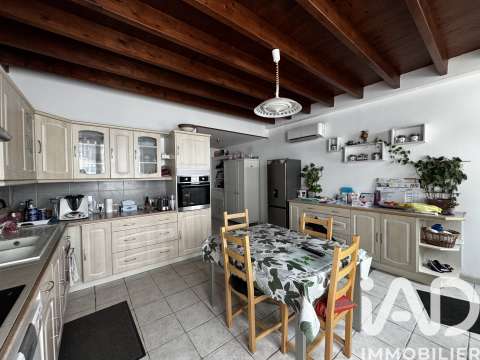 Vente maison 4 pièces Saint-Bonnet-sur-Gironde 17