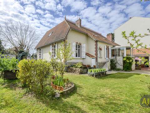 Vente maison 16 pièces