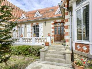 Vente maison 16 pièces