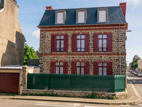 Vente maison 9 pièces Saint-Brieuc Cesson, Le Légué, St Michel E/O 22