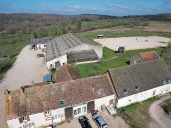 Vente maison 18 pièces Saint-Brisson 58