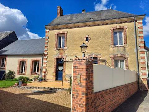 Vente maison 7 pièces Saint-Calais 72