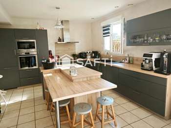 Vente maison 7 pièces Saint-Calais-du-Désert 53