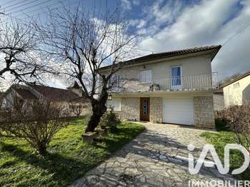 Vente maison 5 pièces Saint-Céré 46