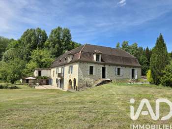 Vente maison 10 pièces Saint-Céré 46
