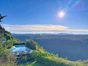 Vente Maison 10 chambresSaint-Cézaire-sur-Siagne