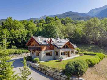 Maison 5 pièces 220 m² · à Saint-Chaffrey · 220 m² · 1 495 000 €