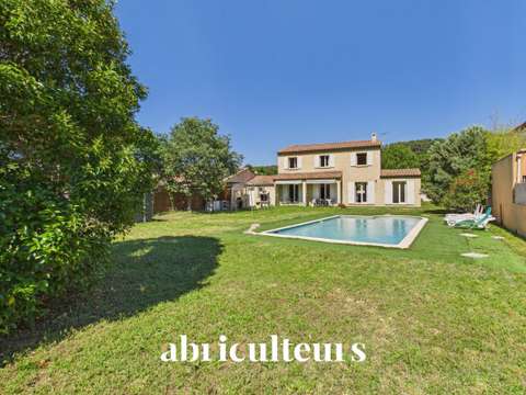 Vente maison 6 pièces Saint-Chamas 13