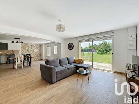 Vente maison 4 pièces Saint-Christoly-de-Blaye 33