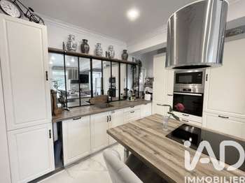 Vente maison 6 pièces Saint-Christoly-Médoc 33