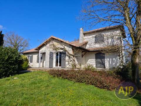 Vente maison 6 pièces Saint-Christophe-du-Bois 49