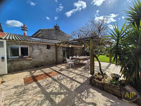 Vente maison 7 pièces Saint-Christophe-du-Ligneron 85