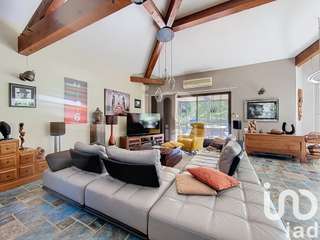 Vente maison 9 pièces