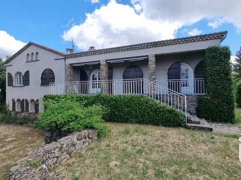 Vente maison 11 pièces