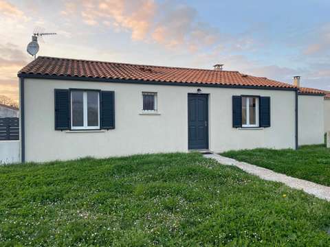 Vente maison 5 pièces Saint-Coutant-le-Grand 17