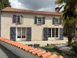 Vente Maison 4 chambresSaint-Cyr-des-Gâts