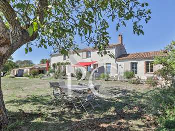 Vente maison 9 pièces Saint-Cyr-en-Talmondais 85