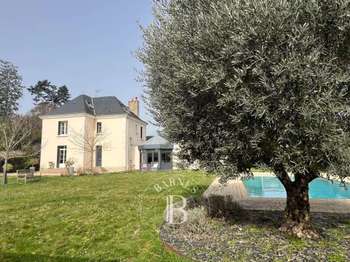 Vente maison 10 pièces Saint-Cyr-sur-Loire 37