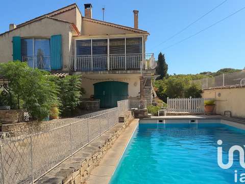 Vente maison 8 pièces Saint-Cyr-sur-Mer 83