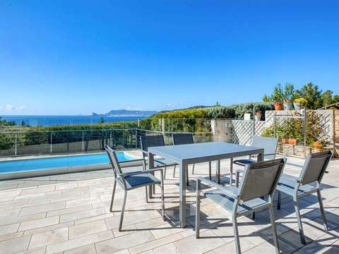 Vente maison 5 pièces Saint-Cyr-sur-Mer 83