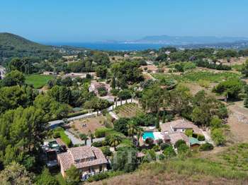 Vente Maison 8 chambresSaint-Cyr-sur-Mer