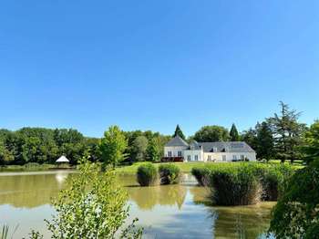 Vente maison 16 pièces Saint-Cyran-du-Jambot 36