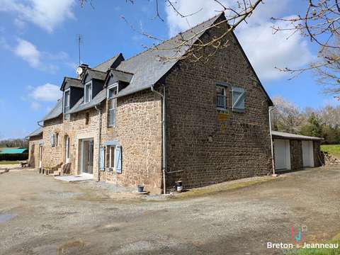 Vente maison 5 pièces Saint-Denis-de-Gastines 53