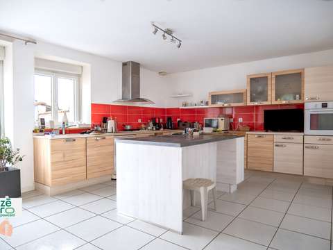 Vente maison 5 pièces Saint-Denis-du-Payré 85