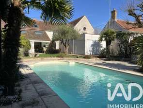 Vente Maison 9 piècesSaint-Denis-en-Val