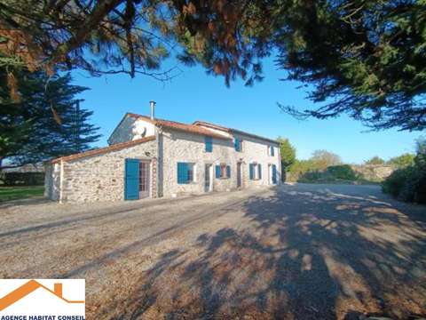 Vente maison 6 pièces Saint-Denis-la-Chevasse 85