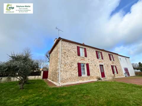 Vente maison 6 pièces Saint-Denis-la-Chevasse 85