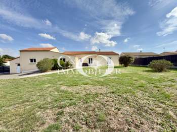 Vente maison 5 pièces Saint-Denis-la-Chevasse 85
