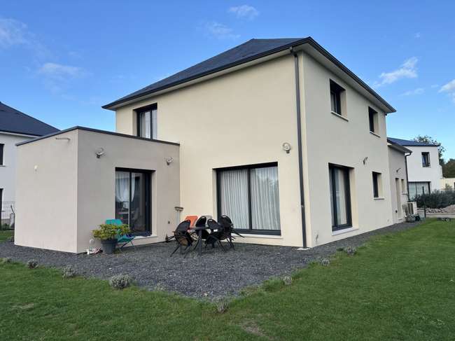 Vente Maison à Saint-Désir (14100) : à vendre / 165m² Saint-Désir