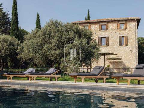 Vente maison 7 pièces Saint-Didier 84