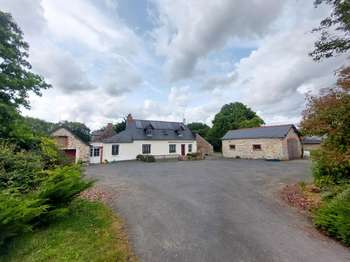 Vente maison 8 pièces Saint-Erblon 53