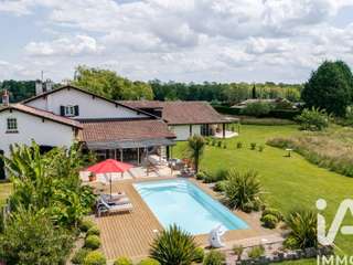 Vente maison 11 pièces