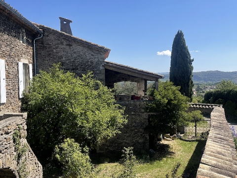 Vente maison 4 pièces Saint-Étienne-de-Fontbellon 07