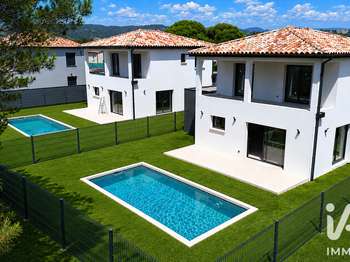 Vente maison 4 pièces Saint-Étienne-de-Fontbellon 07