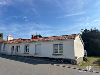 Vente maison 5 pièces Saint-Étienne-de-Mer-Morte 44