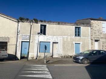Vente maison 8 pièces Saint-Étienne-de-Mer-Morte 44