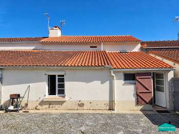 Vente maison 4 pièces Saint-Étienne-de-Mer-Morte 44