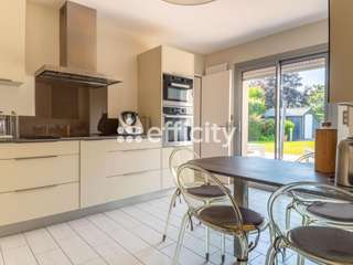 Vente maison 11 pièces