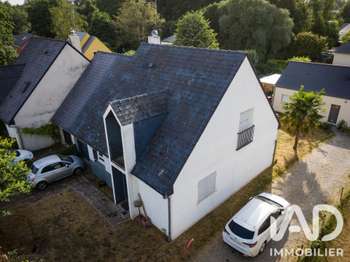 Maison 6 pièces 117 m² · à Saint-Étienne-de-Montluc · 117 m² · 317 500 €